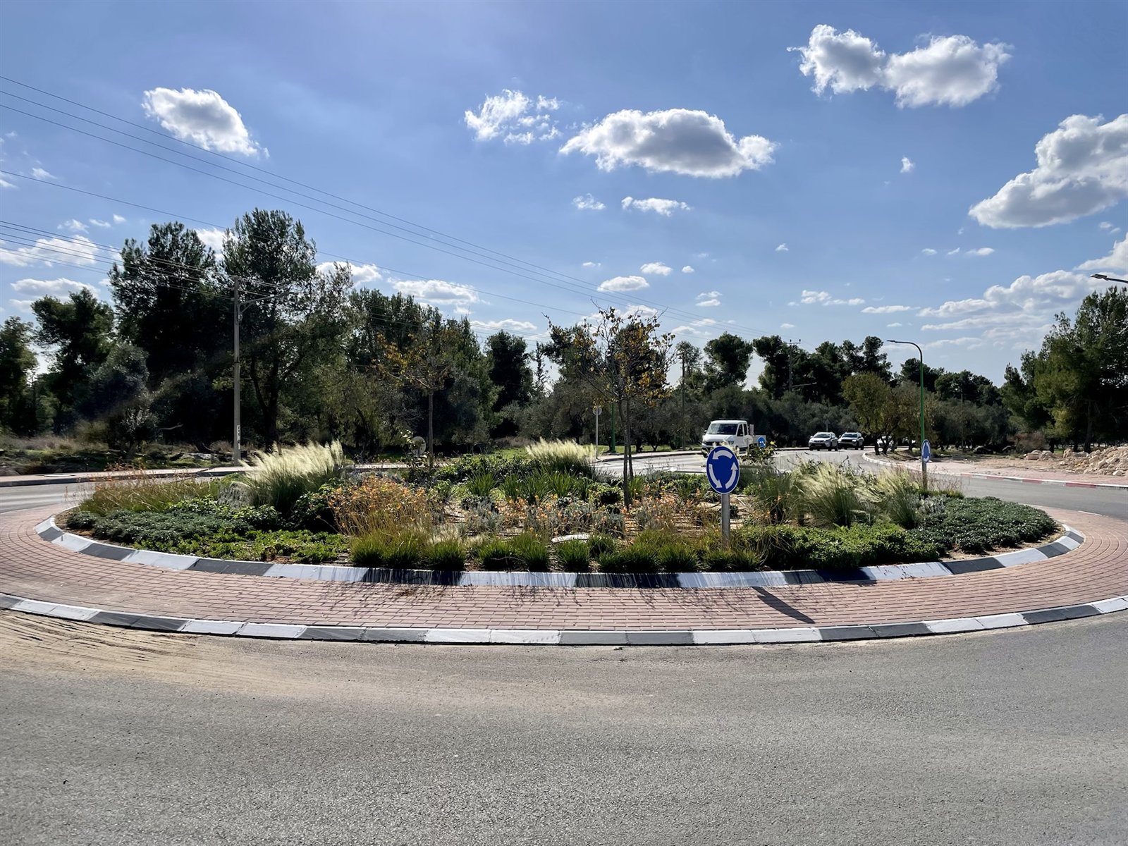 כיכר — כרמי יוסף