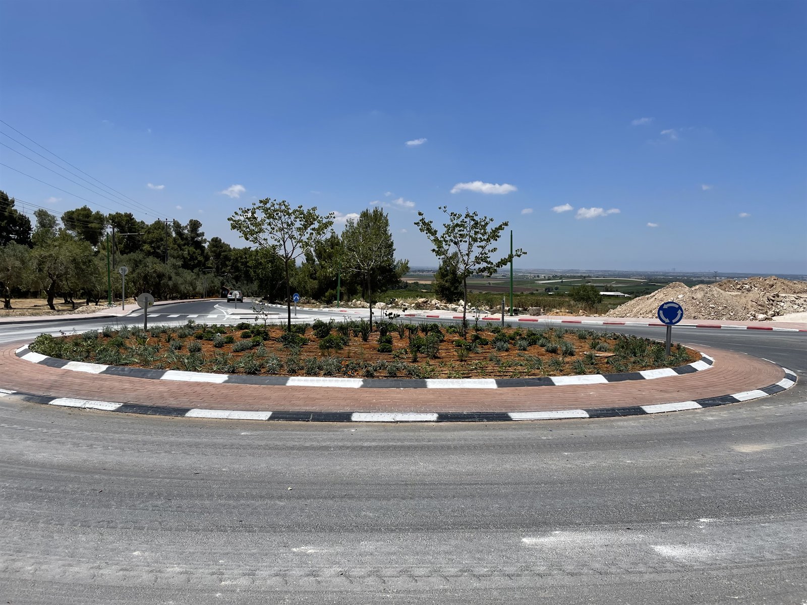 כיכר — כרמי יוסף
