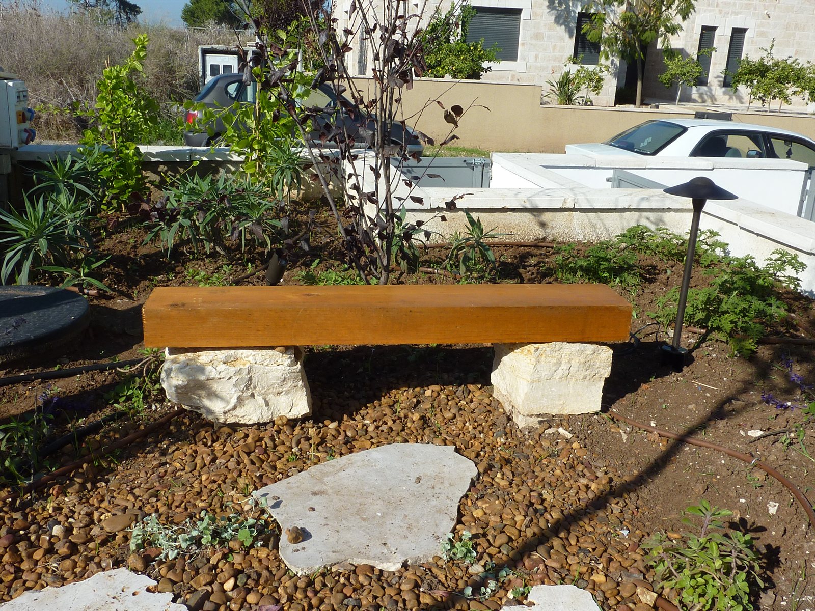 בית אוריאל — בית עוזיאל
